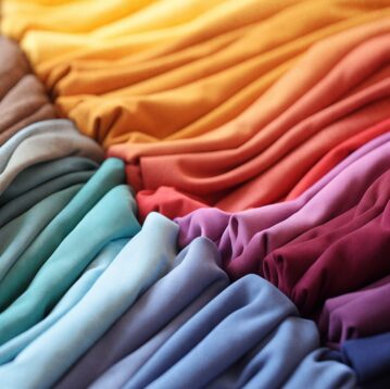 How to Keep Your Clothes Looking New